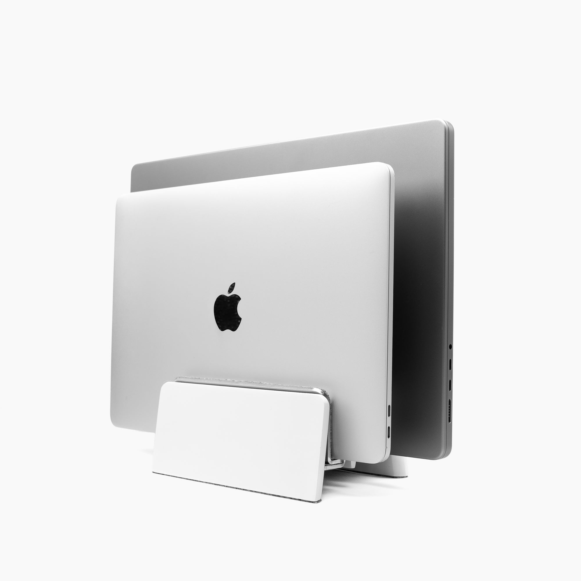 Vertical Laptop Stand | Matte White